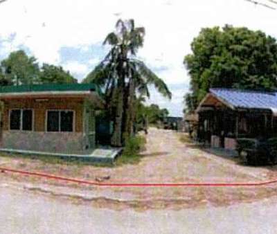 ที่ดินพร้อมสิ่งปลูกสร้าง 27ไร่ เลียบคลองสาม ต.คลองหลวง จ.ปทุมธานี 0